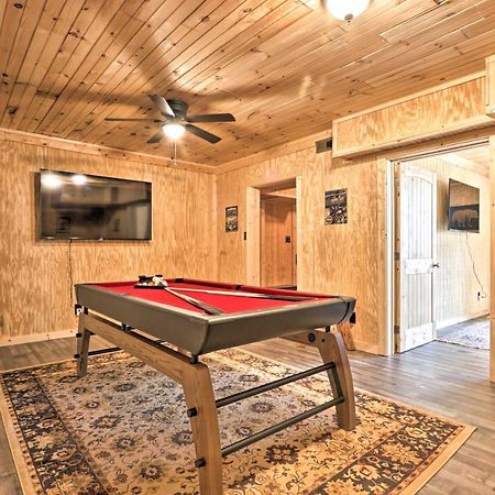 Gatlinburg Cabin With Loft And Game Room 1 Mi To Town Exterior photo